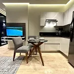 Luxury Loft With Rooftop Pool & Prime Location By Solmar Rentals