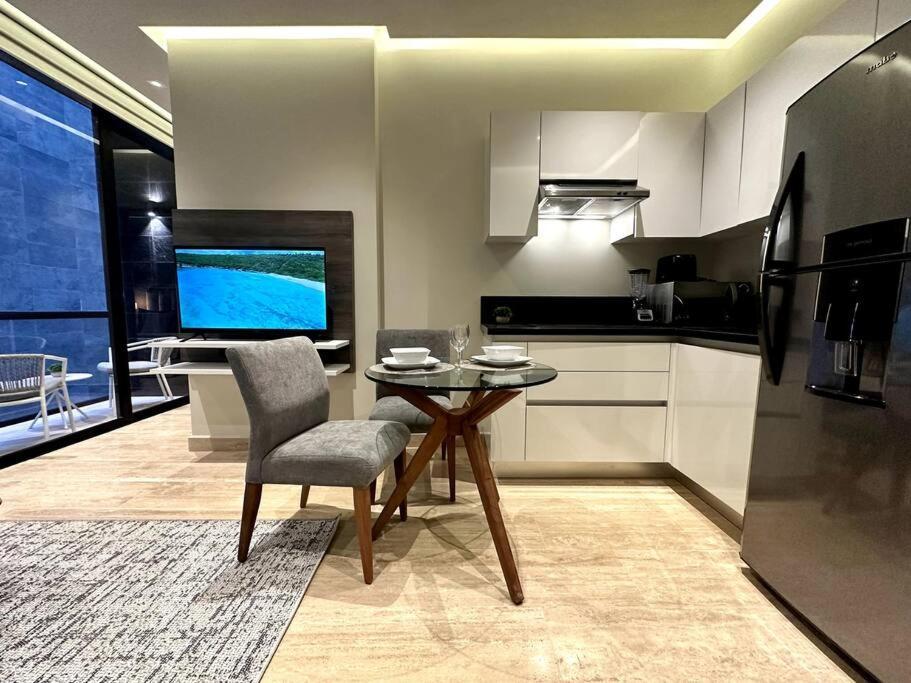 Luxury Loft With Rooftop Pool & Prime Location By Solmar Apartamento Playa del Carmen